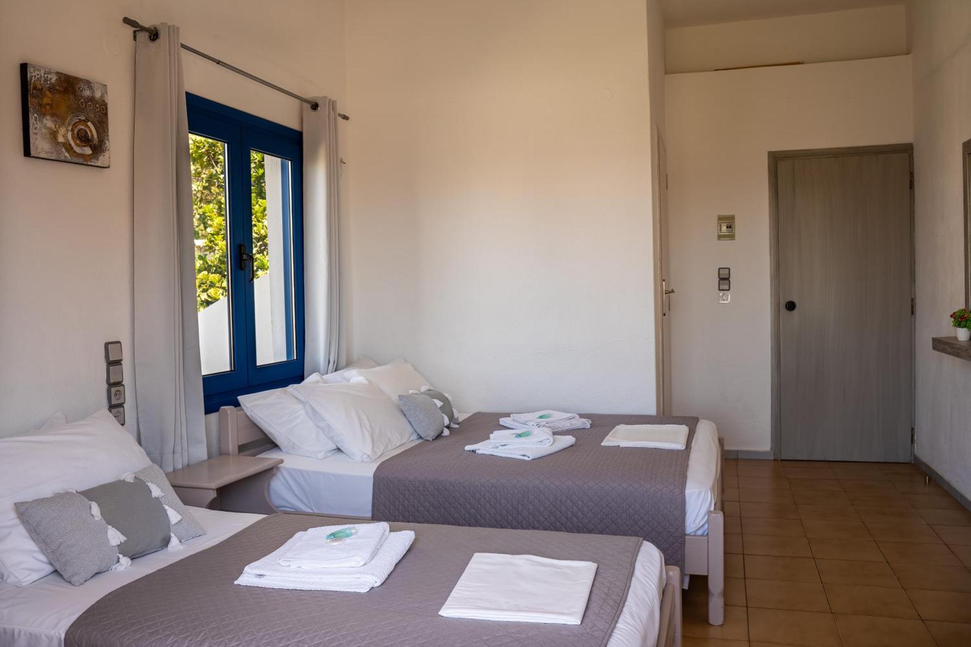 Giannis Rooms Agia Roumeli Exterior photo