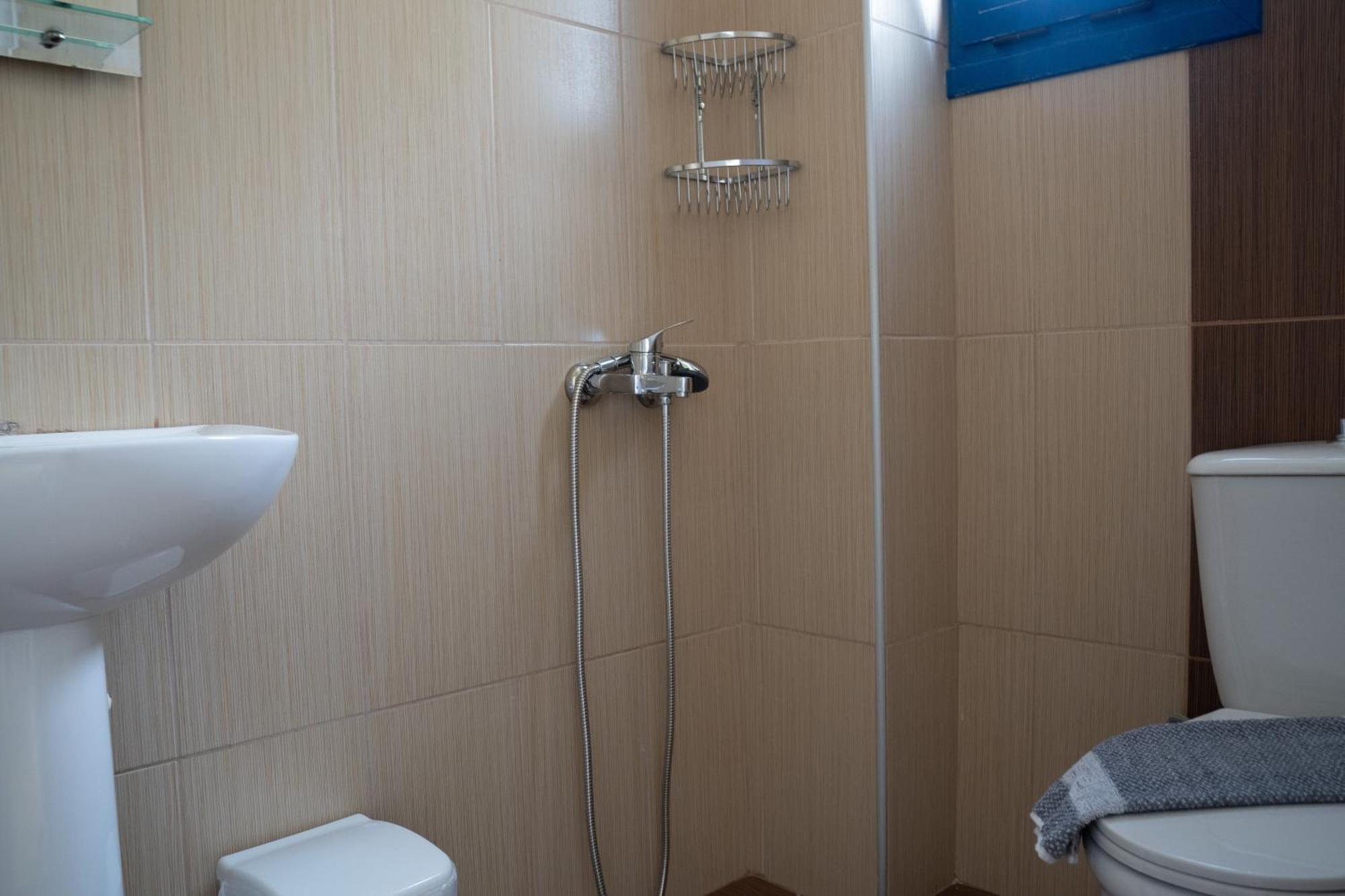 Giannis Rooms Agia Roumeli Exterior photo
